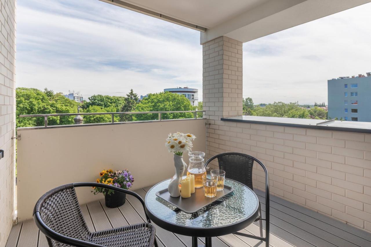 Apartament Deluxe Platany C38 By Renters Apartment โควอบเซก ภายนอก รูปภาพ