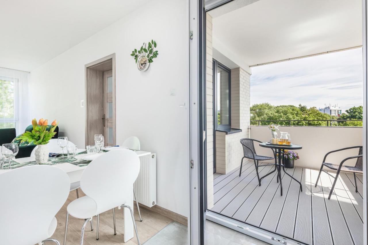 Apartament Deluxe Platany C38 By Renters Apartment โควอบเซก ภายนอก รูปภาพ