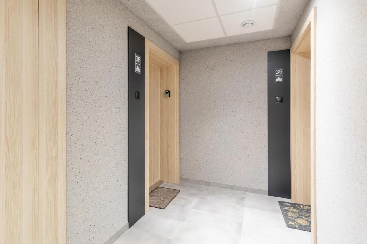 Apartament Deluxe Platany C38 By Renters Apartment โควอบเซก ภายนอก รูปภาพ